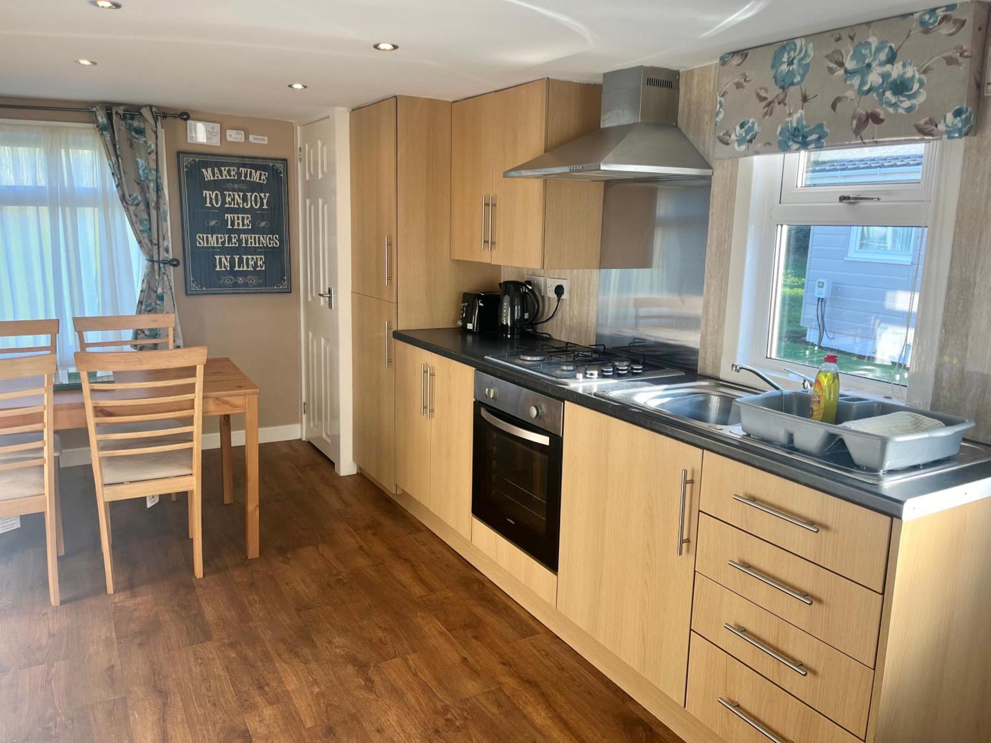 2 Bedroom Self-Catering Chalet 스텝스 외부 사진